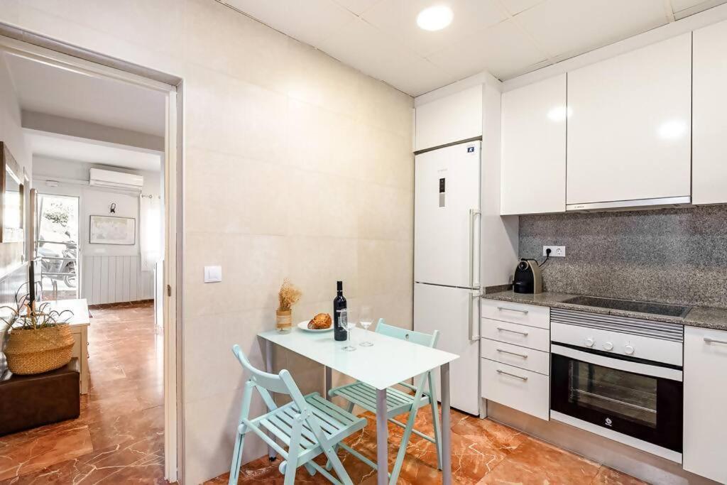 Park Guell Gaudi 2 Bedroom Apartment Barcelona Exterior photo